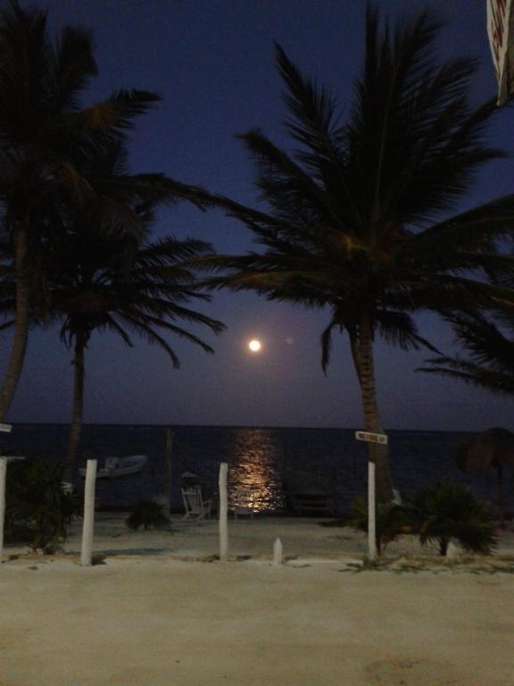 Las Cabanas Del Doctor Mahahual Exterior foto