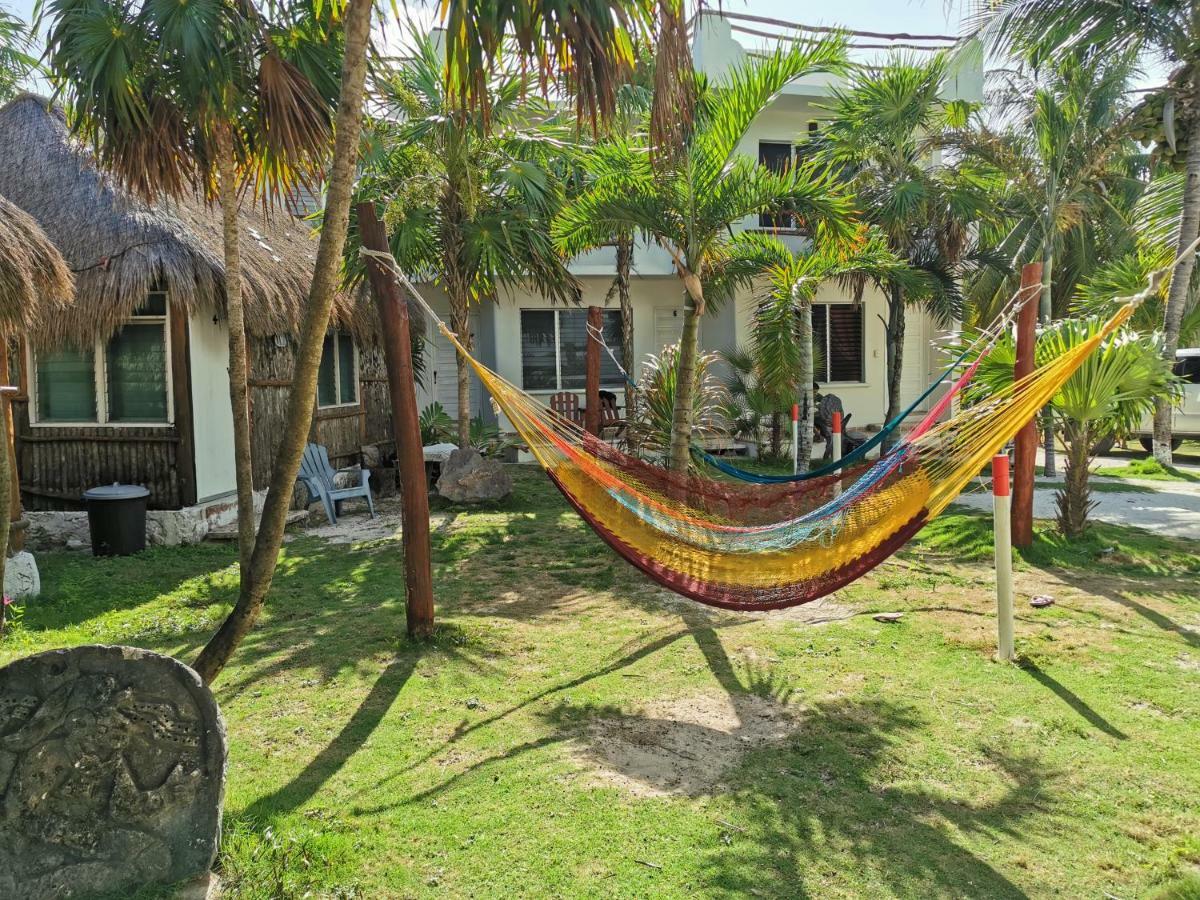 Las Cabanas Del Doctor Mahahual Exterior foto