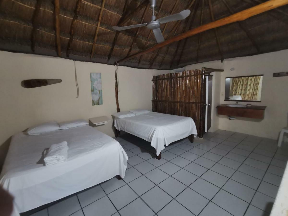 Las Cabanas Del Doctor Mahahual Exterior foto